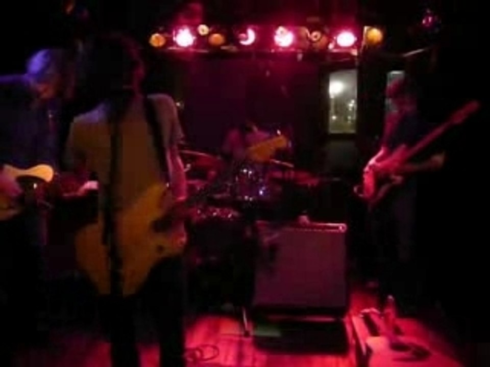 United Idiots - MileStone - Guinguette Pirate