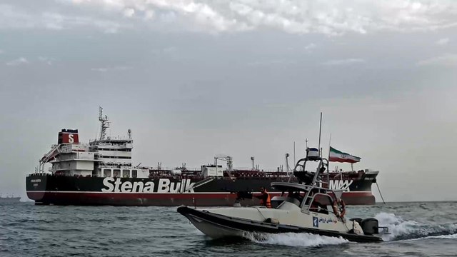 سعي بريطاني لإنشاء تحالف أوروبي لحماية الملاحة بمضيق هرمز