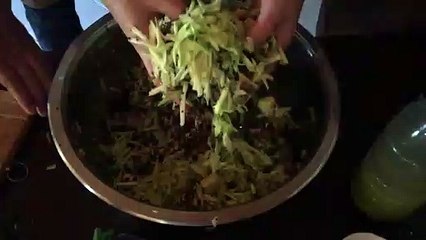 Salata karıştırma