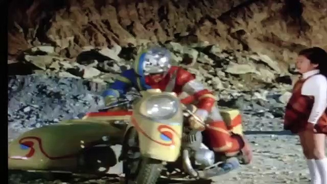 VSブラックハリモグラ親子