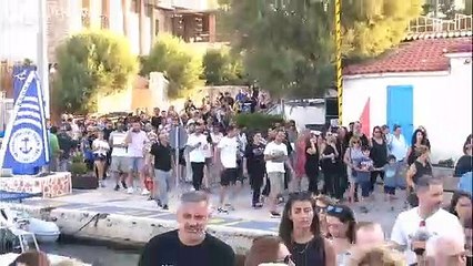 Jahrestag: Gedenkmarsch für Brandopfer von Attika