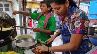 India's Fastest Lady Vendor _ Ragda Pattice Pav for Rs 17 _ Indian Street Food