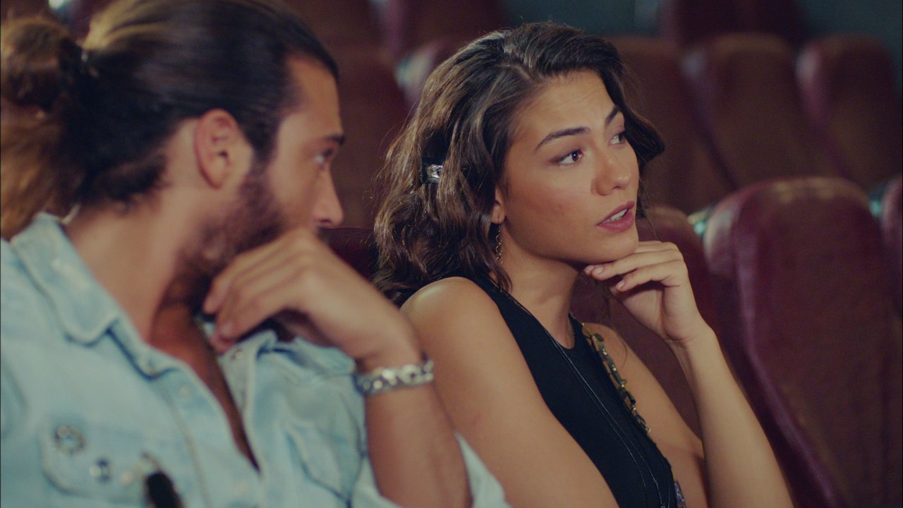 Erkenci Kuş 49. Bölüm Sanem ve Can Tiyatroda
