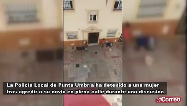 La Policía Local de Punta Umbría (Huelva) ha detenido a una mujer tras agredir a su novio en plena calle