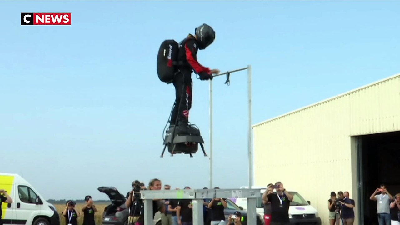 Franky Zapata va traverser la Manche sur son Flyboard