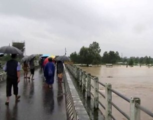 Nepal'de sel ve heyelanda ölenlerin sayısı 98'e yükseldi