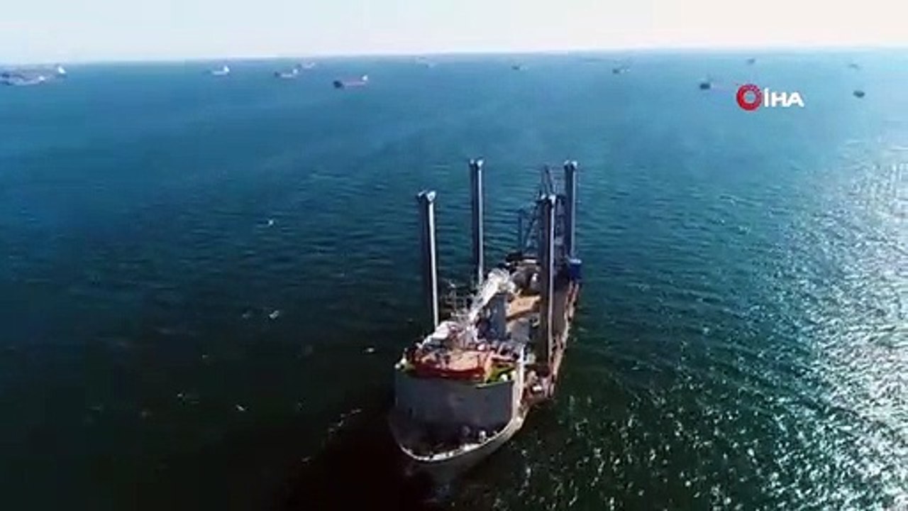 “Bereket” isimli kuru yük gemisinin söküm çalışmaları devam ediyor