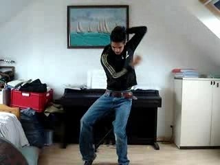 TECKTONIKK  sur Q-IC Approaching