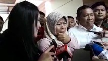 Baiq Nuril Menangis seusai Dengar Rapat Pleno Komisi III DPR Menyetujui Pemberian Amnesti