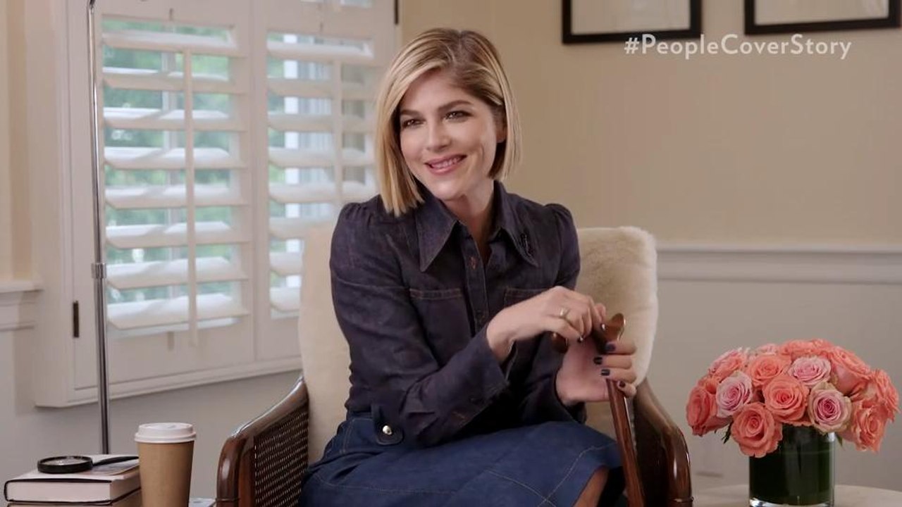 How Selma Blair’s Friends Like Sarah Michelle Gellar and Jaime King Have Rallied Around Her