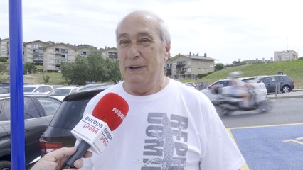 Vizcaínos se refugian del calor en la playa