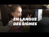 À trois ans, cette petite fille sourde traduit un livre en langue des signes