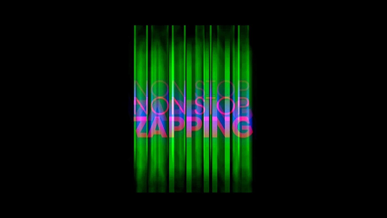 Un requin blanc frappe le bateau d'une famille en pleine partie de pêche (vidéo)