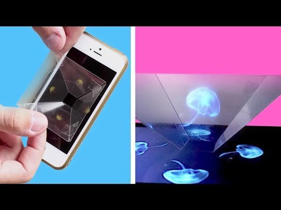 Er zerschneidet die Folie und legt sie aufs Handy. Was dann passiert ist atemberaubend.