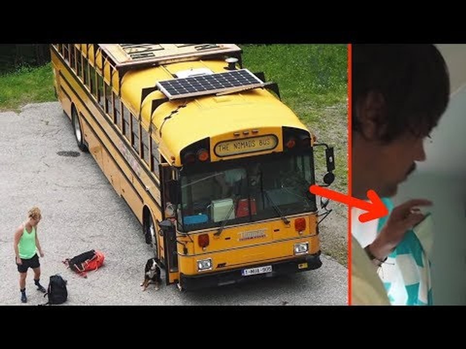 Nomaden leben in Bus. Aber das Innere macht sprachlos.