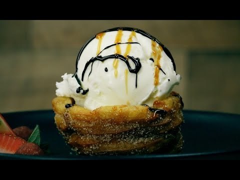 Churros mit Eis - ein Brandteig Rezept für ein kreatives Dessert