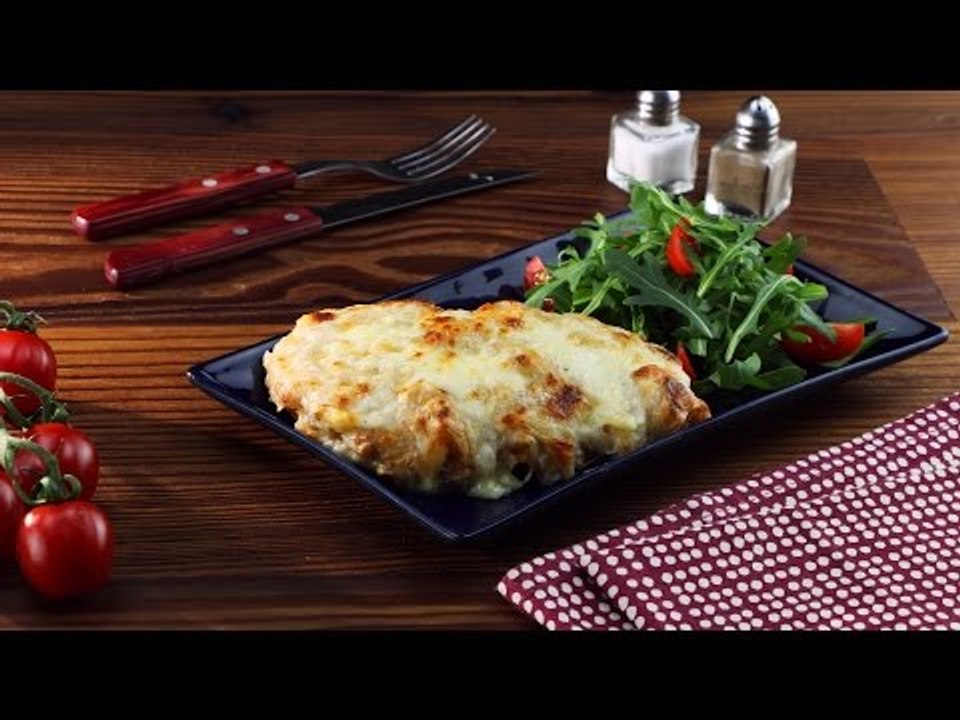 Zartschmelzend und saftig überbacken: Béchamel-Hühnchen.