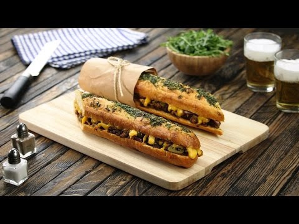 Französisches Baguette trifft Amerikas liebste Grillsoße: BBQ-Sandwich.