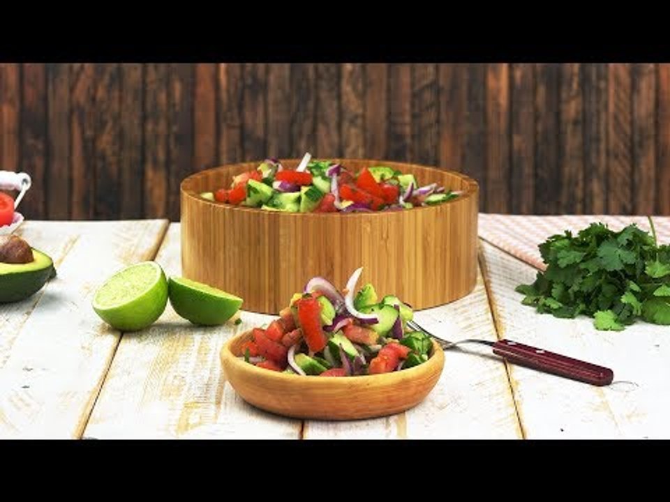 5-Minuten-Guacamole-Salat bringt frisches Aroma auf die Sommertafel.