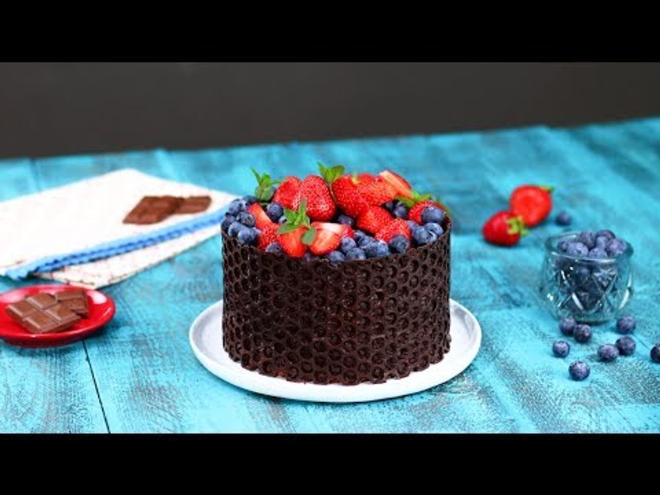 Beim Luftpolsterfolien-Kuchen heißt es: Finger weg von den Bläschen!