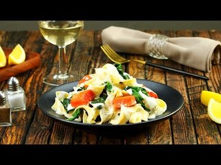 Braucht gerade einmal 8 Zutaten: Pasta mit Zitronen-Lachs und Spinat.
