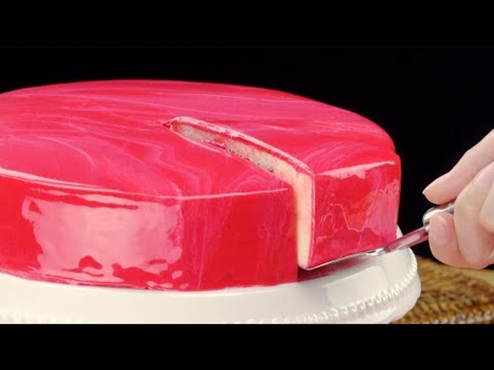 Spiegel Kuchen - Rezept für einen Mirror Cake mit glänzender Glasur