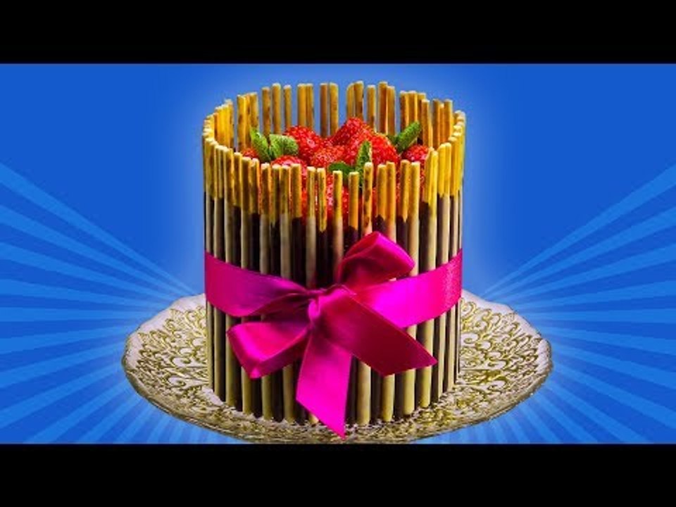 Saftiger Schokokuchen - Rezept mit Mikado und Erdbeeren