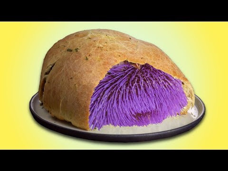 Was zur Hölle steckt in diesem Pizzateigball?! Zeigen!