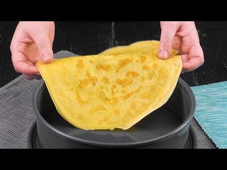 Lege die Eierkuchen so in die Springform und fülle alles andere rein. So lecker!