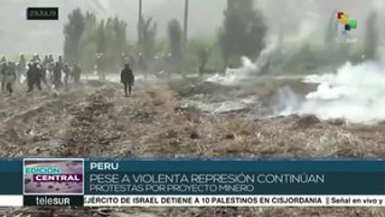 下载视频: Perú: dura represión en Valle del Tambo ha dejado varios heridos