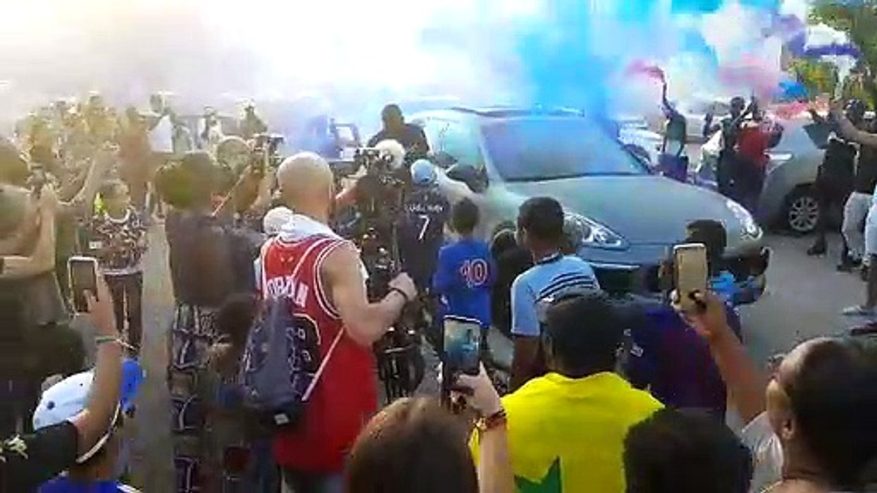 Football - L'arrivée du Déodatien Kalidou Koulibaly dans le quartier de Kellermann