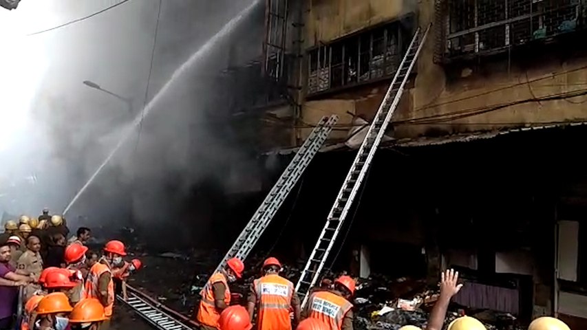 Poor firefighting mechanism makes dousing fire at Kolkata’s Bagree market difficult