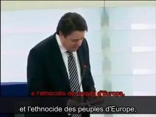 Nick Griffin denuncia l'etnocidio degli europei ( Cospirazione Kalergi )