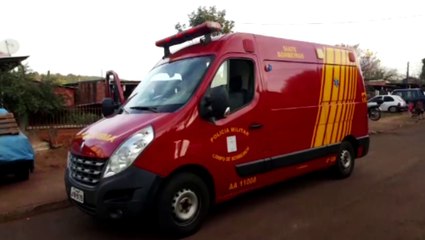 Menina de quatro anos quebra o braço no XIV de Novembro