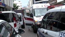 Zeytinburnu'nda bir kişi kendini doğal gaz borusuna asarak intihar etti