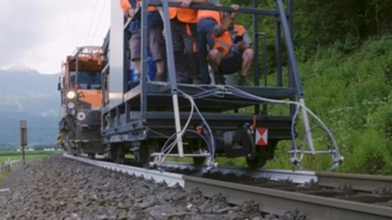 Ferrocarriles de Austria pintan rieles de trenes de blanco contra el calor