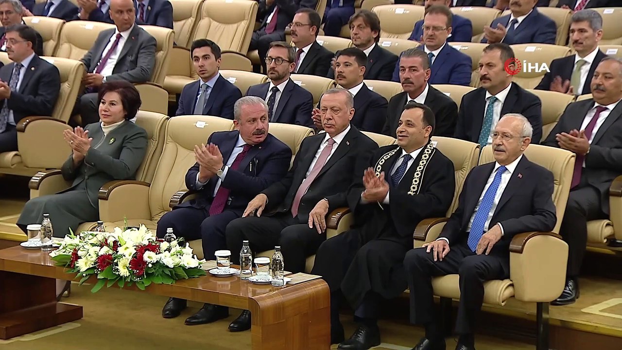 Anayasa Mahkemesi Üyeliğine Seçilen Selahaddin Menteş Yemin Etti