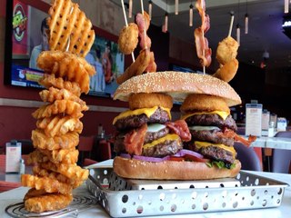 CAN YOU FINISH? Great 48 Burger Challenge at CAZ's Sports Bar - ABC15 Digital