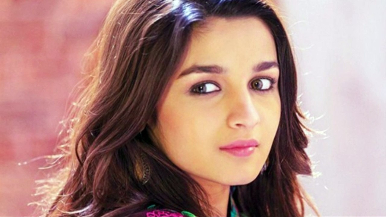 Alia Bhatt About her Most Sad Moment(Malayalam)