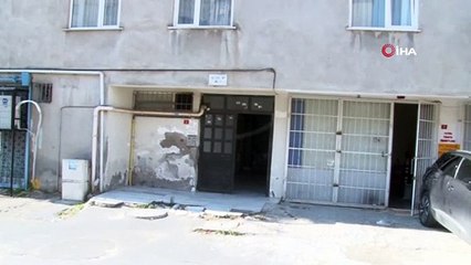 Eline aldığı silah patladı, erkek arkadaşını vurdu