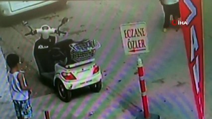 Hamile kediyi pitbullun ağzına atan çocuklardan şok sözler: 'Ben seni vursam bile üzülmem, kediye mi üzüleceğim'