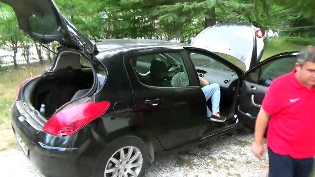 En ilginç hırsızlık yöntemi...Alüminyum folyo ve sütyen düzeneğiyle hırsızlık yaptılar