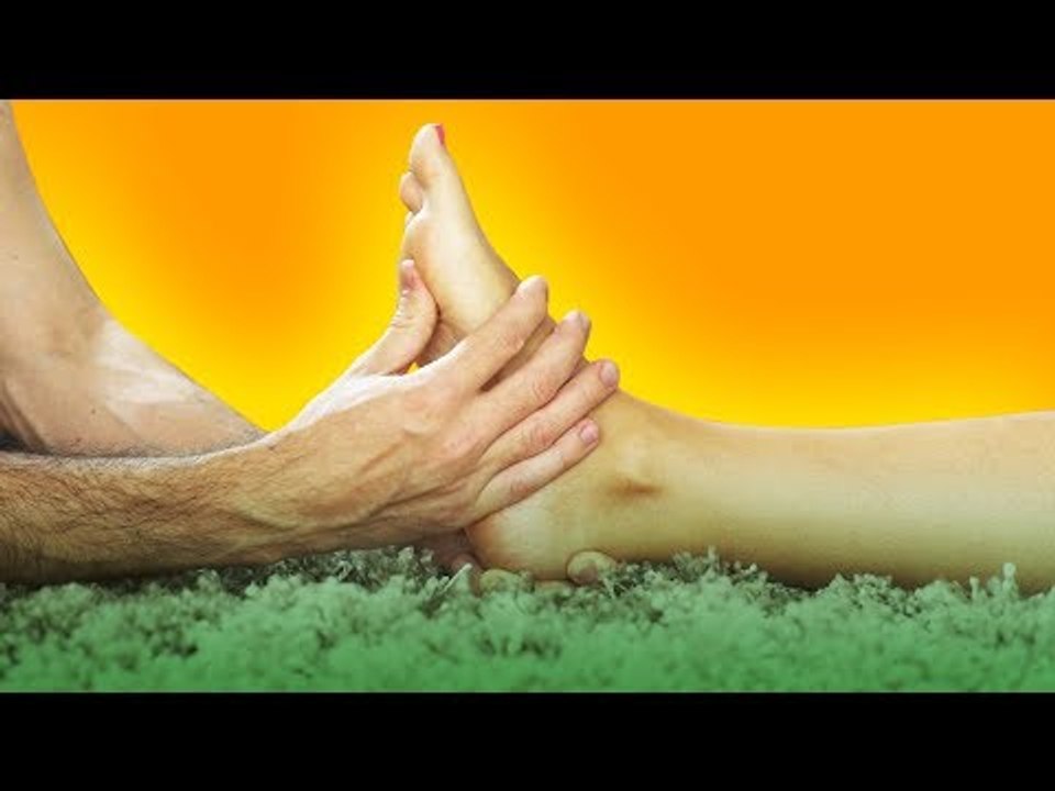 How to give a relaxing foot massage