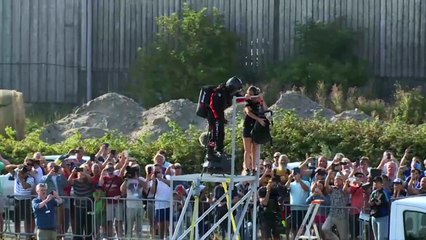 "Fliegender Mann" scheitert an Überquerung des Ärmelkanals