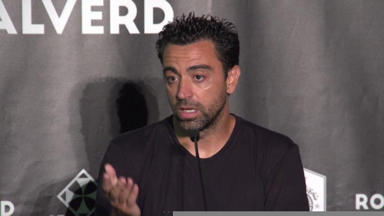 Xavi backs de Jong for long era at Barcelona