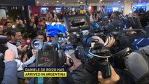 Fans go wild for De Rossi's arrival in Buenos Aires