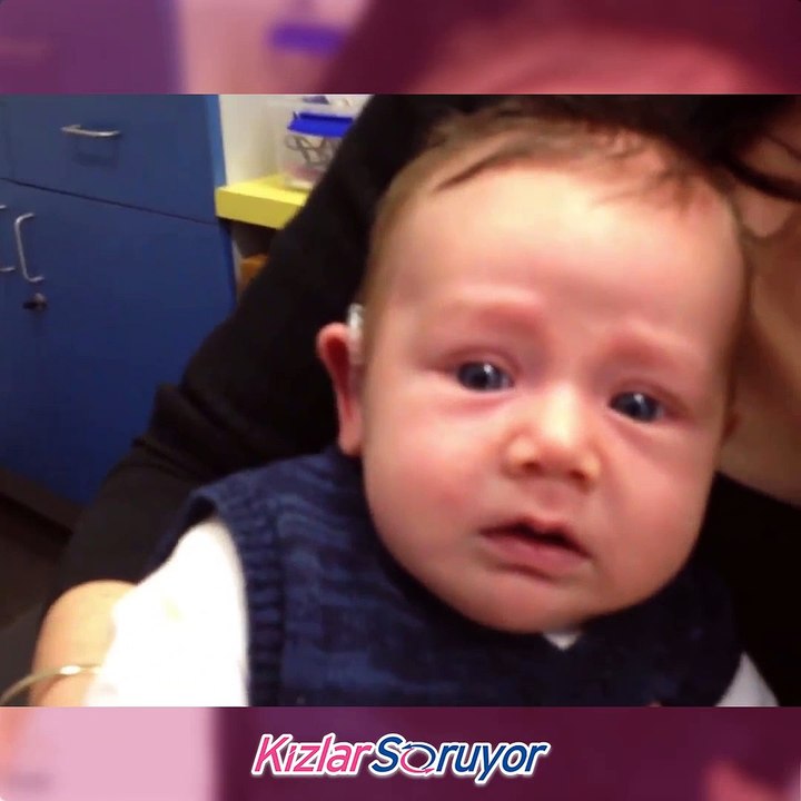 İlk Defa Annesinin Sesini Duyan Bebeğin Tepkisi