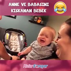 Kıskanç bebek