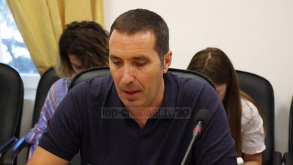 Bllokohen bujtinat informale. Aksion në Gjirokastër për reklamimin “online”, por nuk paguanin taksa