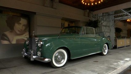 Elizabeth Taylors grüne Göttin kommt unter den Hammer